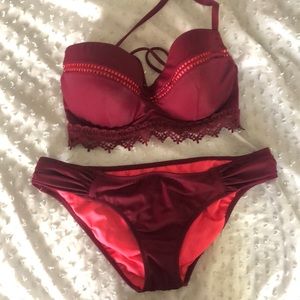 34C Bathing suit & small bottoms